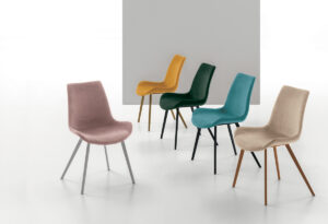 sedia-malaga-microfibra-arancio-grafite-ghiaccio-azzurro-verde-scuto-avorio-nocciola-rosa (1)