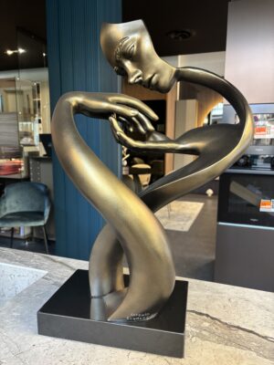 scultura-in-resina-bronzo-e-nero-l'origine-del-pensiero (3)