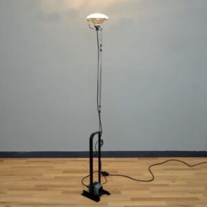 lampada-da-terra-toio-led-flos-nero-bianco-rosso