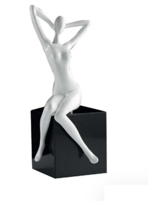 scultura-in-resina-una-rotonda-sul-mare-ambienti-glamour (2)