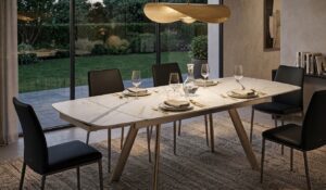 tavolo-gres-ceramica-piano-calacatta-gold-opaco-struttura-champagne-tavolo-a-botte-allungabile-160cm (1)